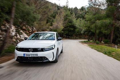 Test: Opel Corsa 1.2T AT8 100Ps 